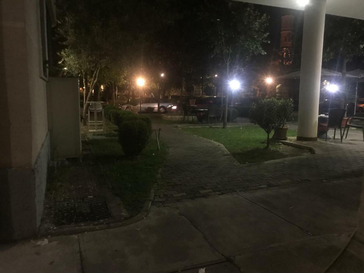 Center Apartment 2 Shkodër 外观 照片